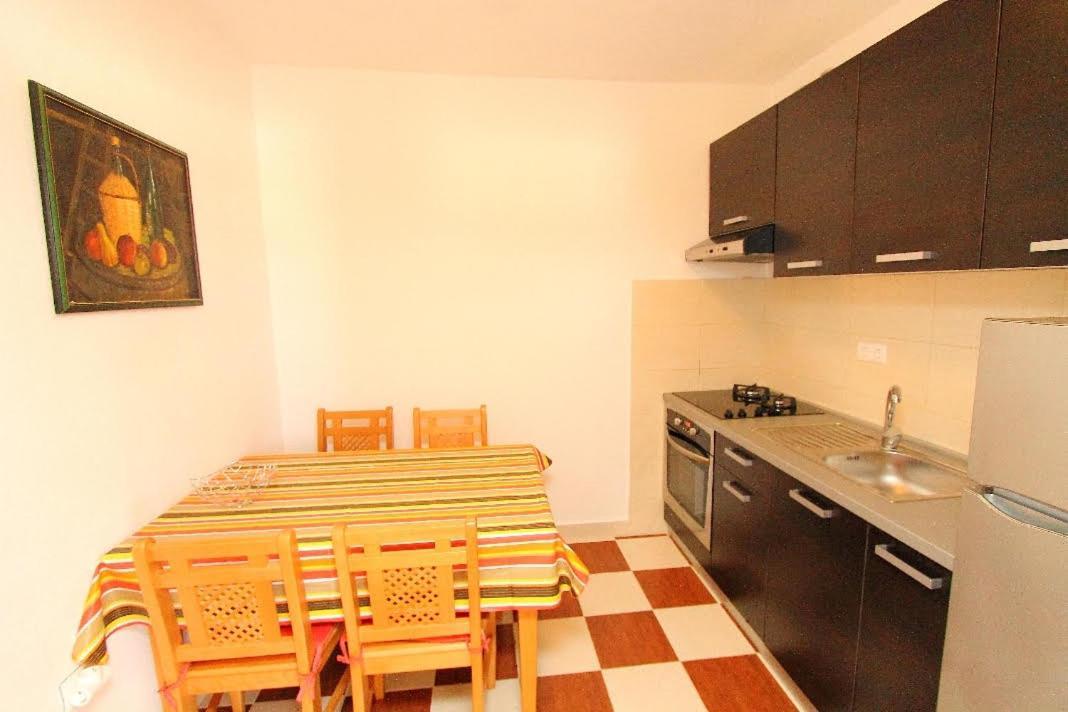 Genesis Apartment Trogir Bagian luar foto
